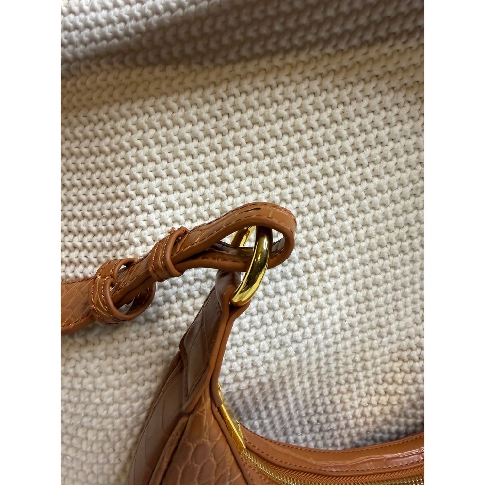 JW PEI Carly Saddle Bag Brown Croc Embossed Vegan Leather Shoulder Bag GWLPJC - Picture 4 of 10